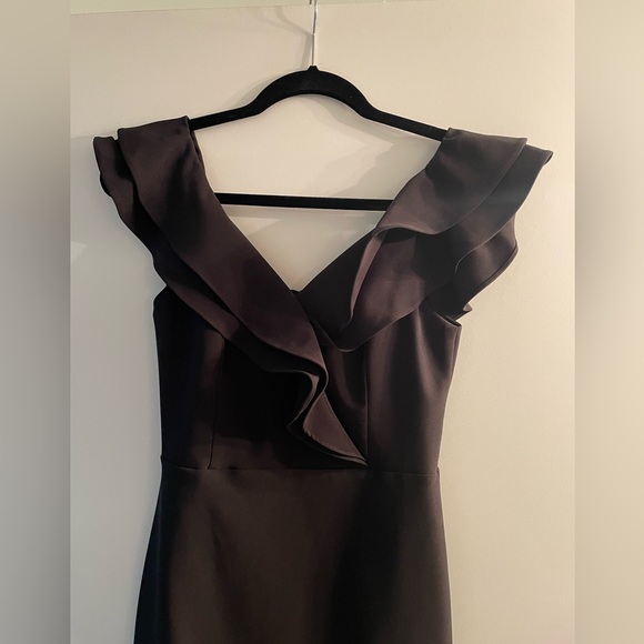 Short black off the shoulder ruffle dress - Picture 5 of 12